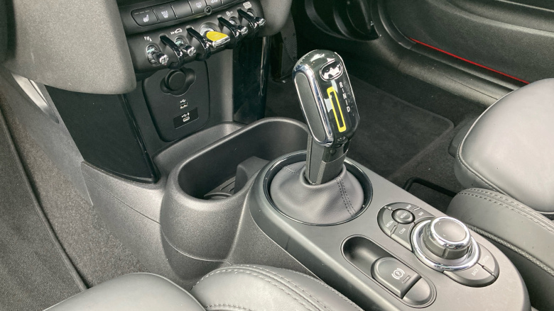 MINI Hatchback 135kW Cooper S Level 3 33kWh 3dr Auto Electric Hatchback